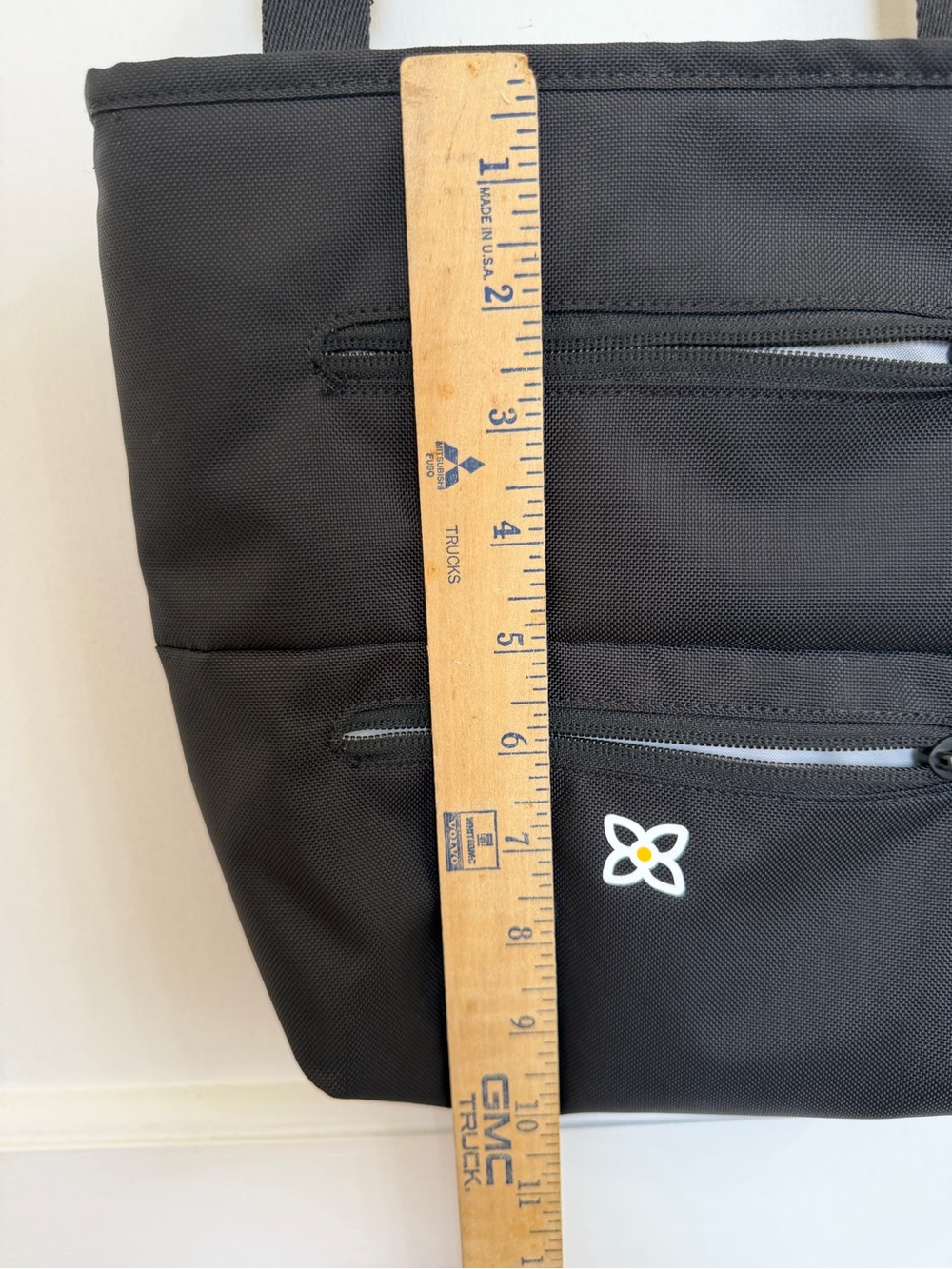 Sherpani Black Compact Crossbody Sling Bag - Picture 6 of 15